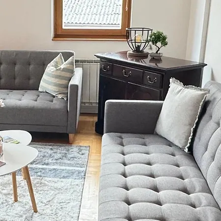 Latin Bridge - 3 Apartment, 80m2 In With Free Private Parking - Old Town Apartment Sarajevo