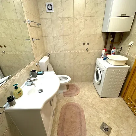 Latin Bridge - 2bdr, 80m2 In With Free Private Parking - Old Town * Sarajevo
