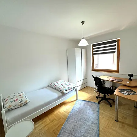 Latin Bridge - 2bdr, 80m2 In With Free Private Parking - Old Town * Sarajevo