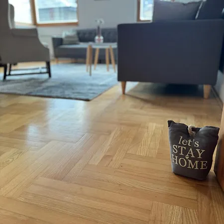 Lägenhet Latin Bridge - 3 Apartment, 80m2 In With Free Private Parking - Old Town *