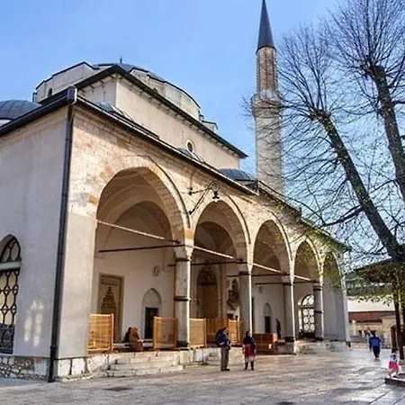 Latin Bridge - 3 Apartment, 80m2 In With Free Private Parking - Old Town Apartment *