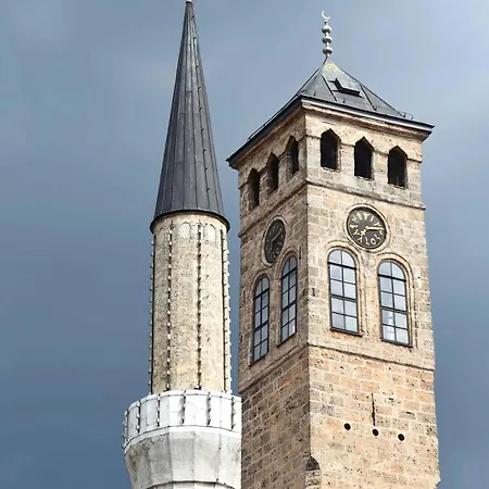 Latin Bridge - 3 Apartment, 80m2 In With Free Private Parking - Old Town