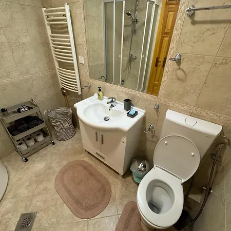 Latin Bridge - 3 Apartment, 80m2 In With Free Private Parking - Old Town Apartment Sarajevo