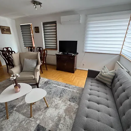 Apartment Latin Bridge - 2bdr, 80m2 In With Free Private Parking - Old Town *
